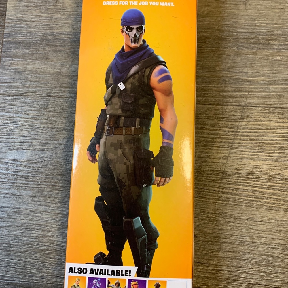 Fortnite Victory Series 11.5" Warpaint Poseable